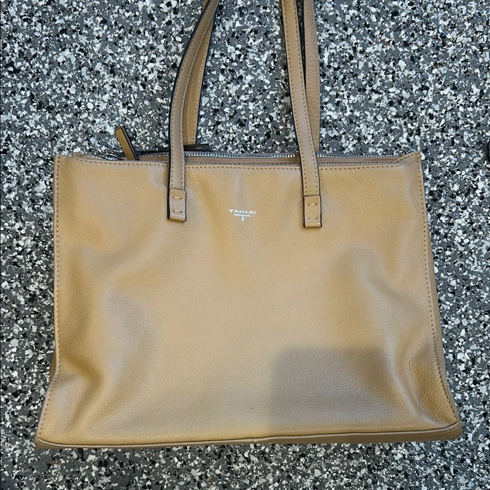 Tahara  camel  Brown Leather Tote shopper!